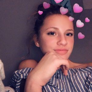 Meet your Posher, Alexi